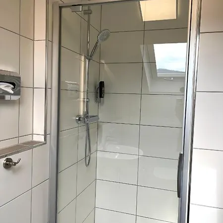 Gaestehaus Forggensee فندق *