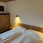 Gaestehaus Forggensee *