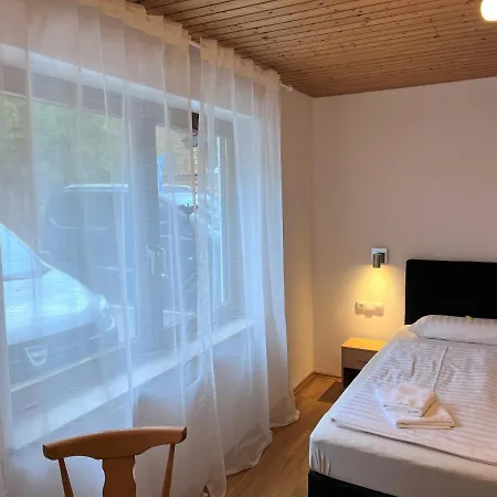 Gaestehaus Forggensee Hotel *