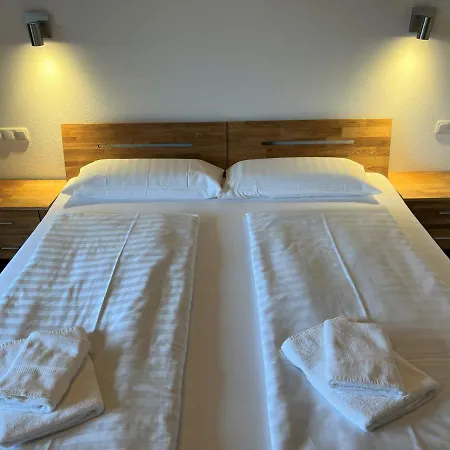 Hotel Gaestehaus Forggensee