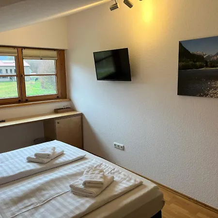 Gaestehaus Forggensee Hotel *