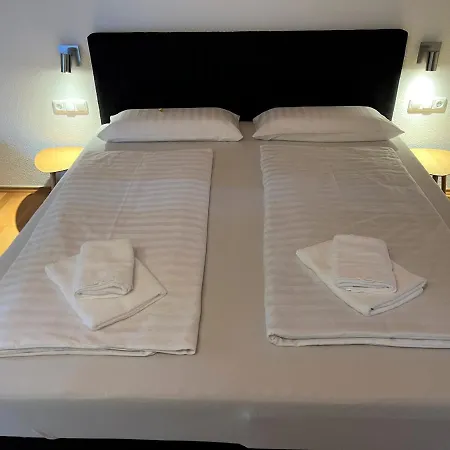 Hotel Gaestehaus Forggensee *