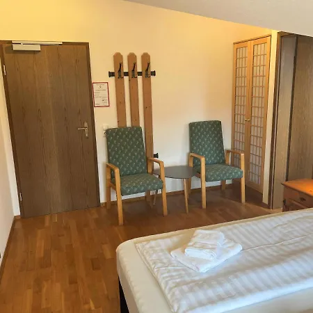 Gaestehaus Forggensee فندق *