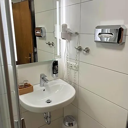Hotel Gaestehaus Forggensee